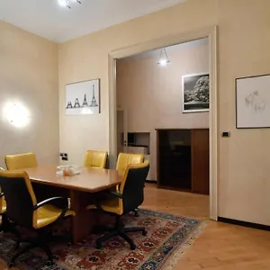 Ampio Centro Crocetta Apartment Milan