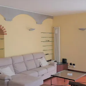 Meta Italy Sui Navigli Apartment Milan
